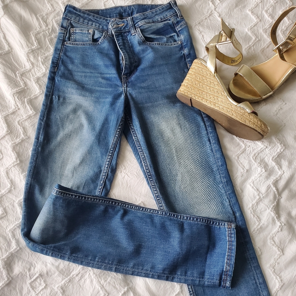 H&M High Waisted Medium Wash Jeans